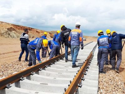 جمشیدی: توافقنامه احداث راه آهن رشت _آستارا امضا می شود