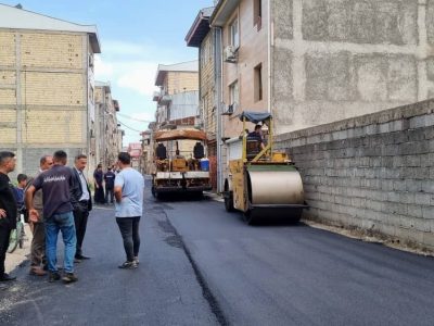 عملیات آسفالت معابر منطقه حمیدیان رشت آغاز شد