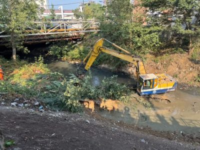 آغاز عملیات لایروبی ۱۴ کیلومتر از رودخانه‌های رشت برای مقابله با آب‌گرفتگی‌های فصلی