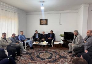 دیدار شهردار و اعضای شورای شهر رشت با خانواده شهید «حمید سلمان‌پیشه»