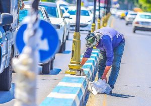 نصب چراغهای جدید در رفیوژ میانی خیابان طالقانی بندرانزلی